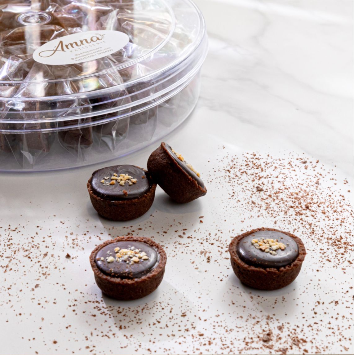 Box of Chocolate Caramel Tart (40pcs)