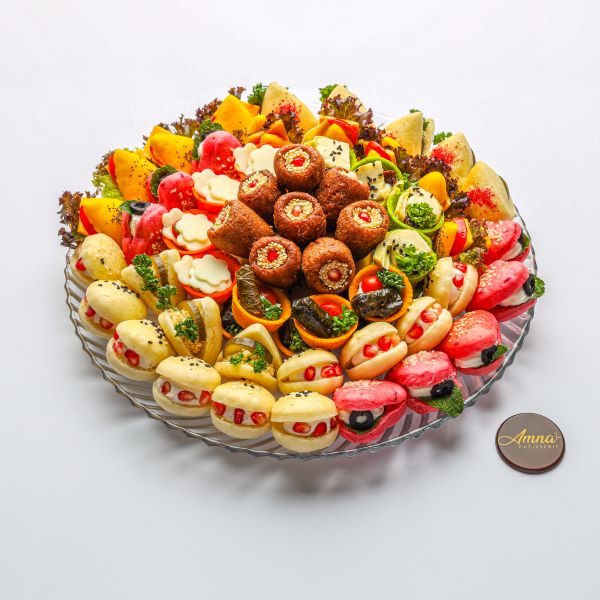 Mix Savories  ( Round Glass Plate Big - 69 pcs)