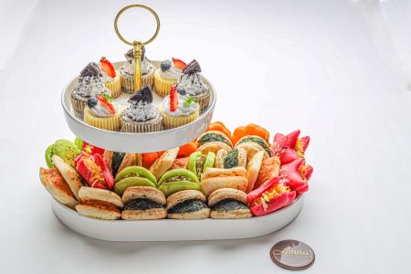 2 Tier Platter Cheesecake & Sandwiches
