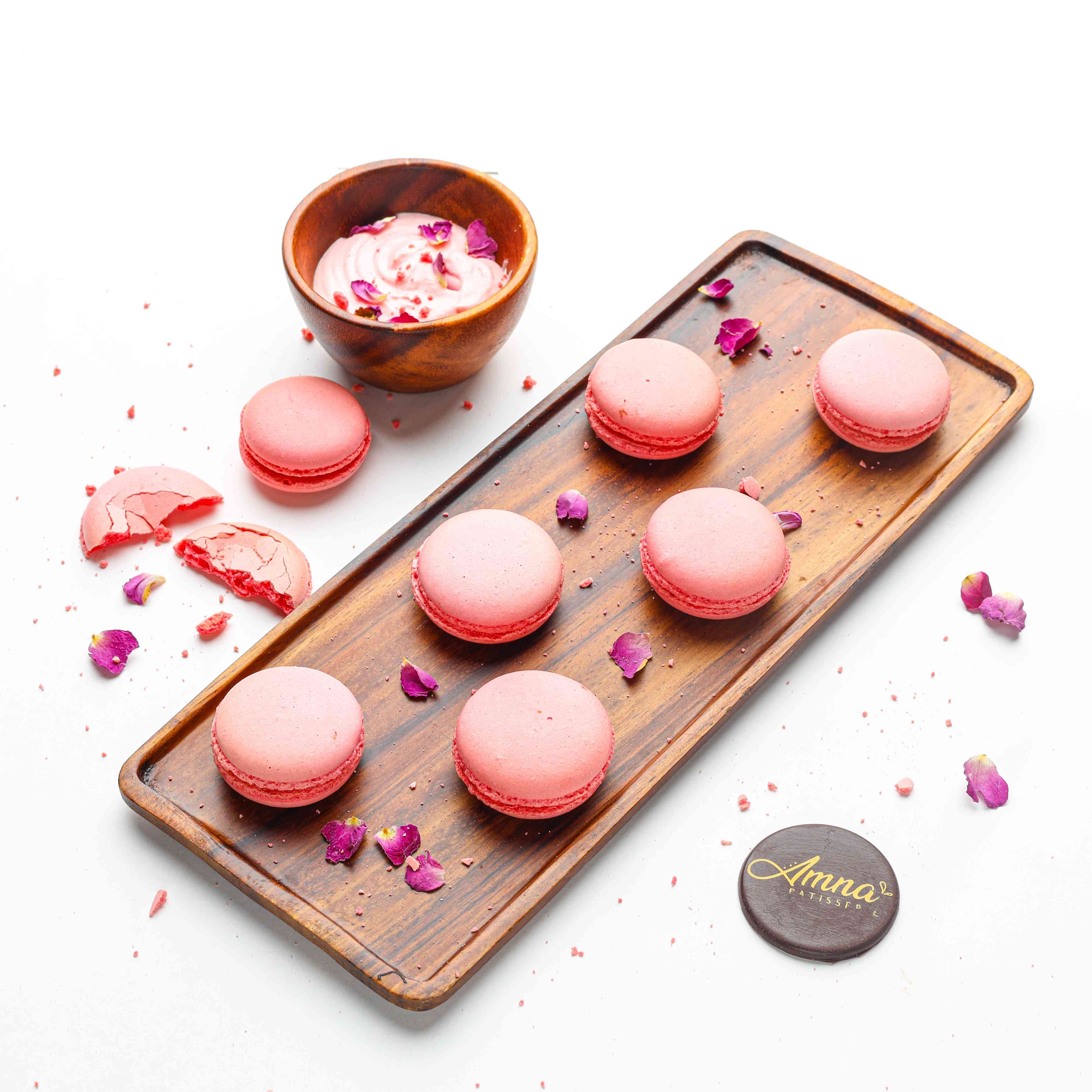 Rose Macarons (15pcs)