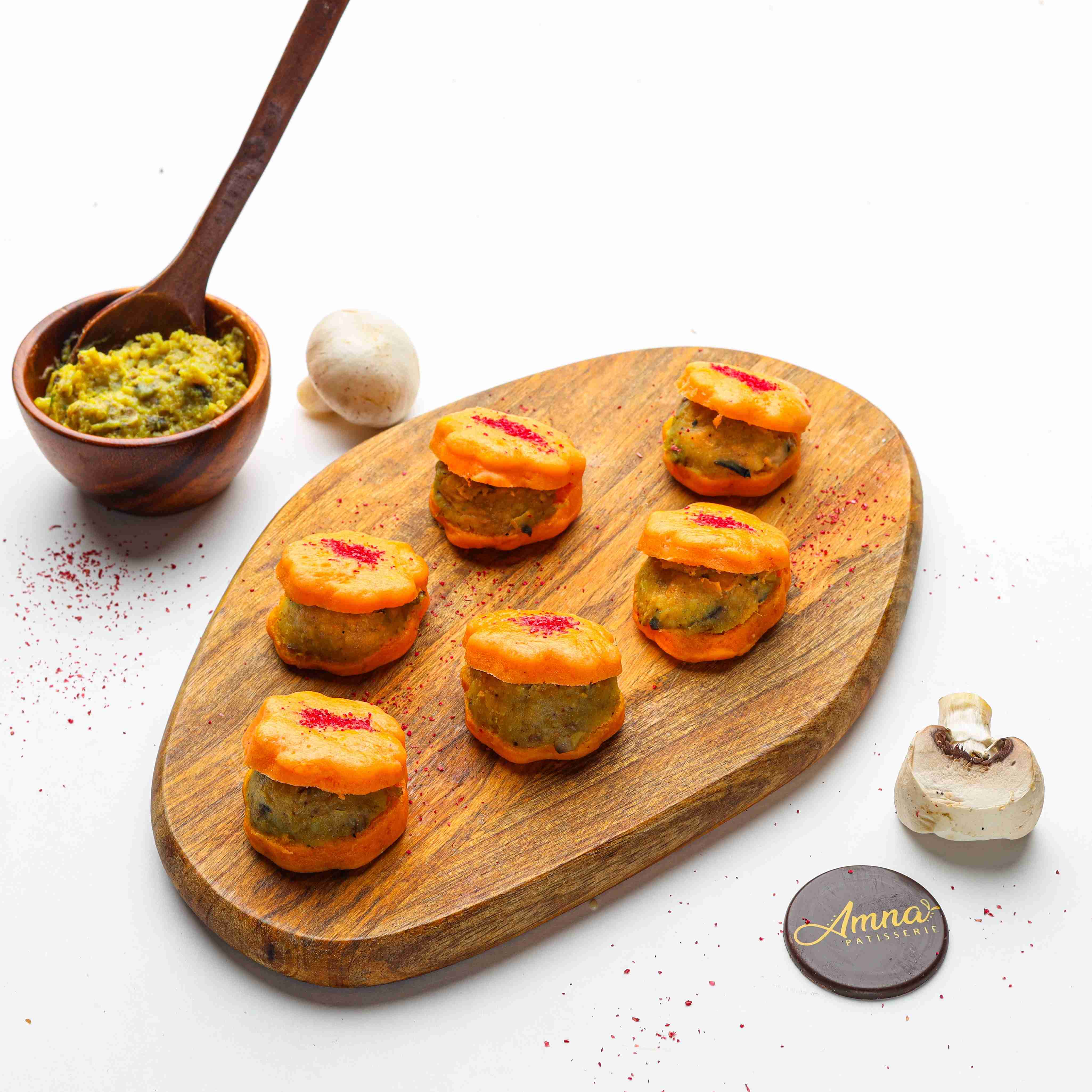Carrot Bread With Potato & Mushroom (12 pieces)