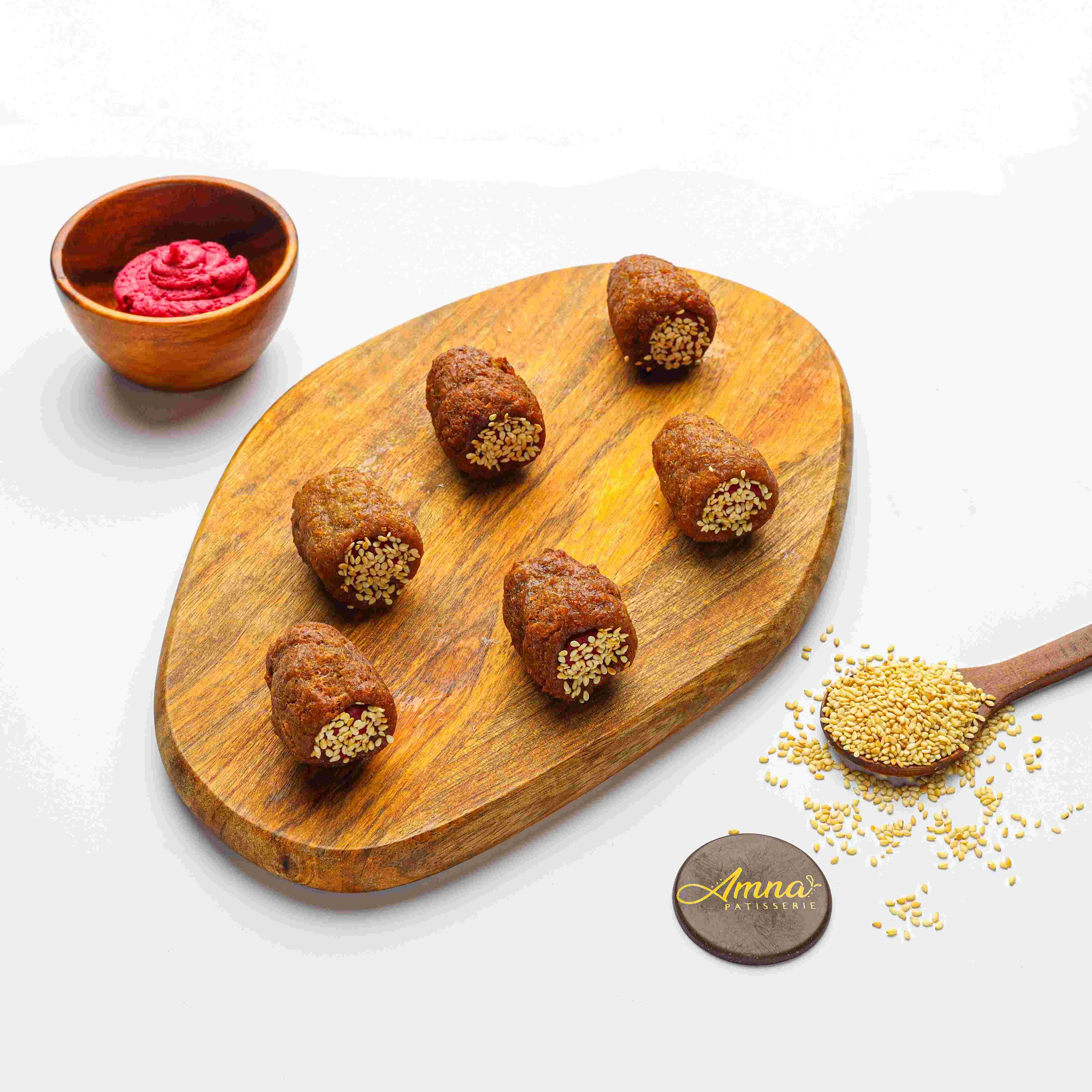 Open Kubba with Beetroot Hummus (12 pieces)