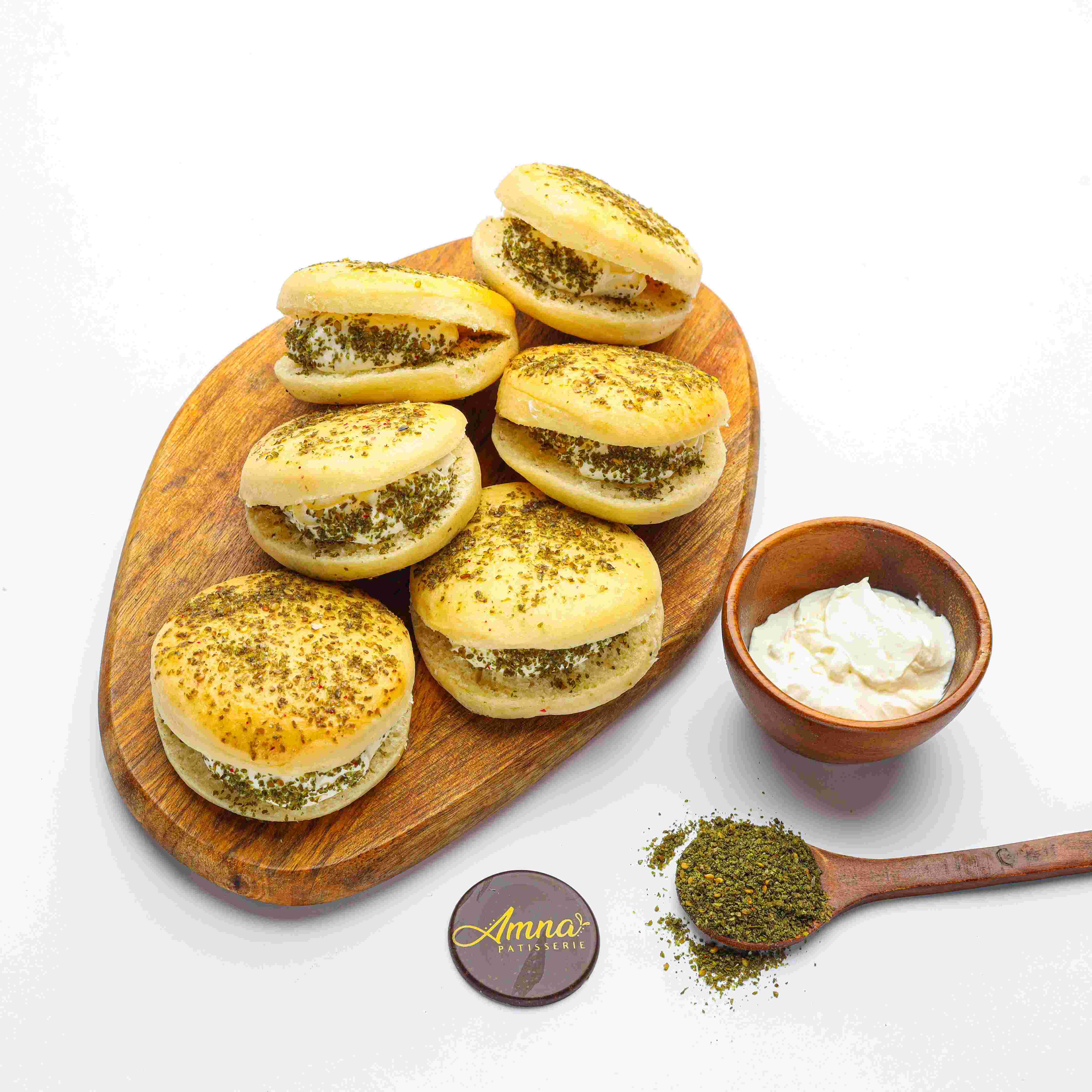 Labneh & Zataar Sandwich (12 pieces)